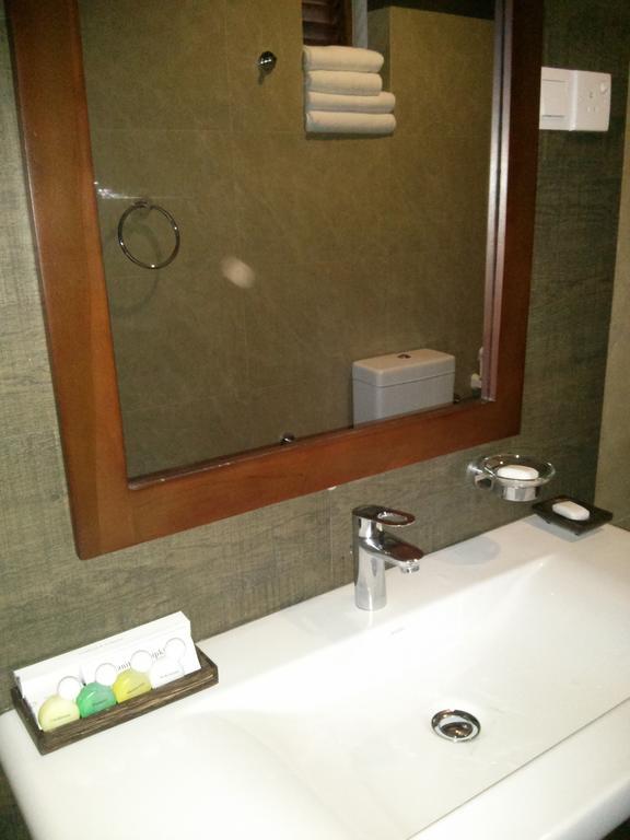 Lotus Villa Holiday Resort Матара Экстерьер фото