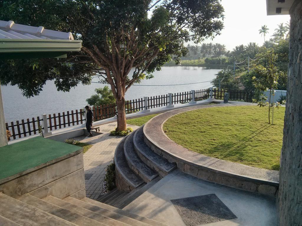 Lotus Villa Holiday Resort Матара Экстерьер фото