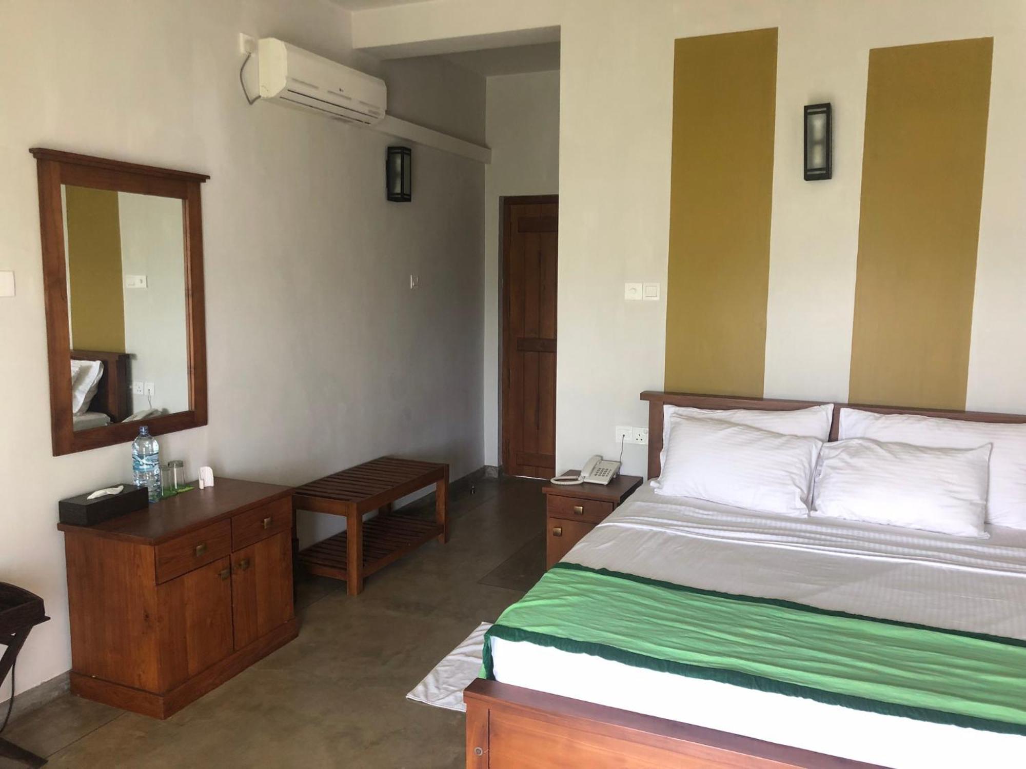 Lotus Villa Holiday Resort Матара Экстерьер фото